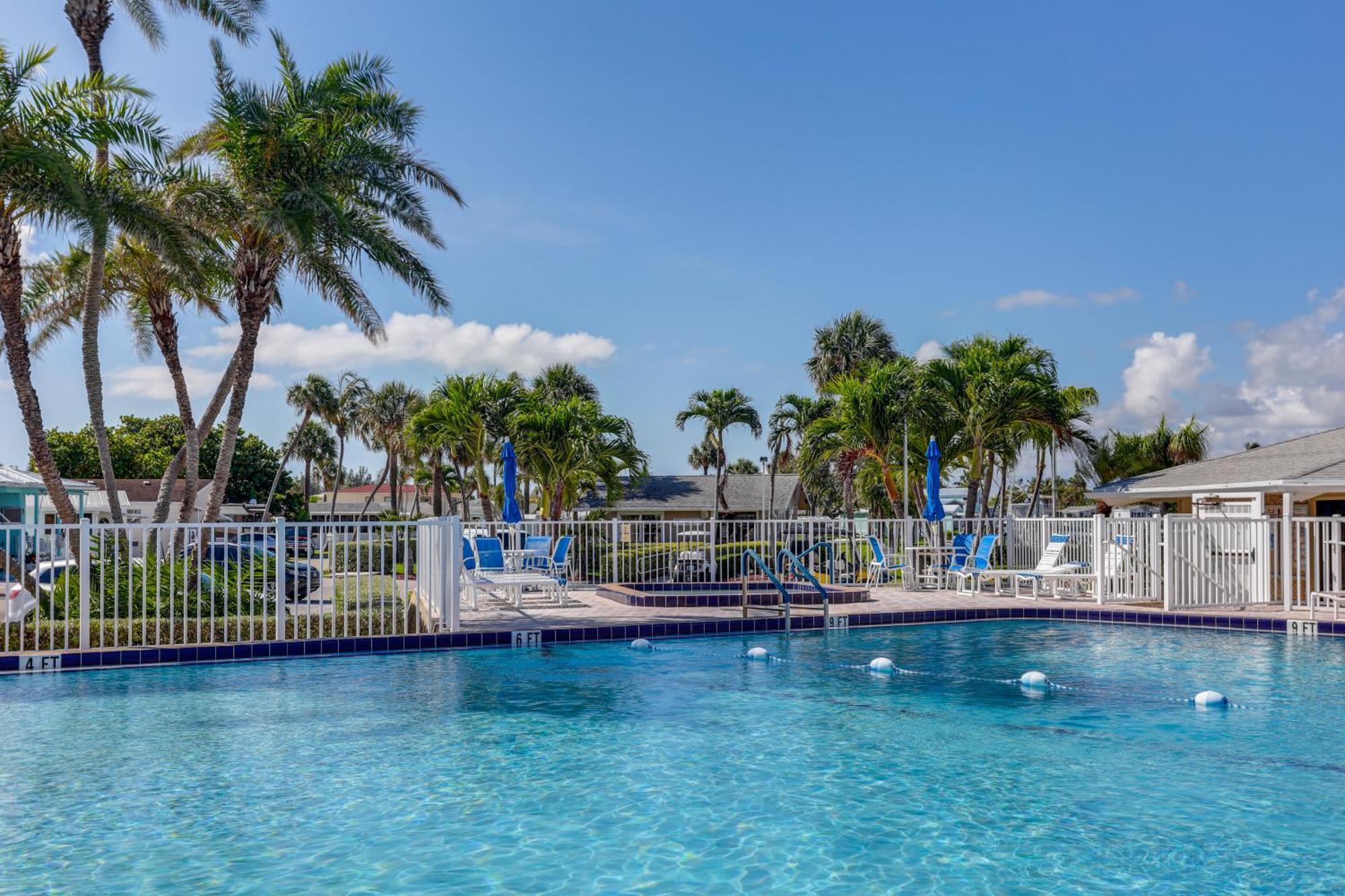 South Hutchinson Island Cottage With Beach Access! Jensen Beach Exterior foto